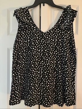 JODIFL Black and White Polka Dot Sleeveless Top